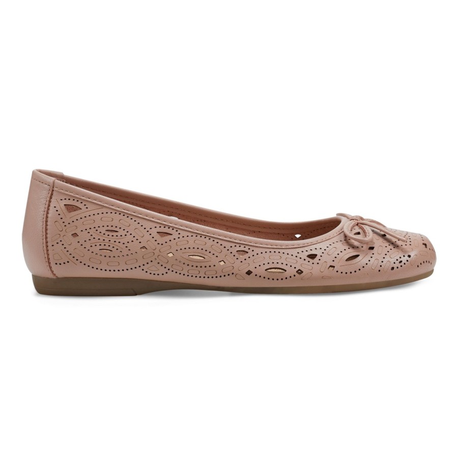 Casual Earth Shoes | Josie Laser Cut Round Toe Casual Ballet Slip-On Flats Light Pink